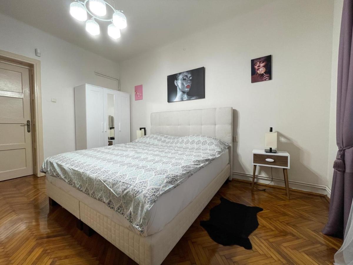 Premier Rooms Ploieşti Kültér fotó