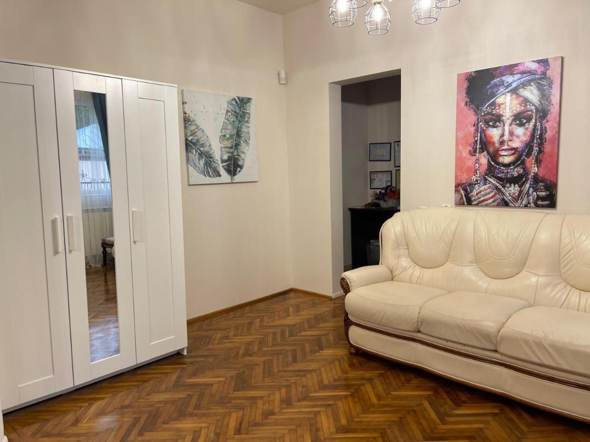 Premier Rooms Ploieşti Kültér fotó